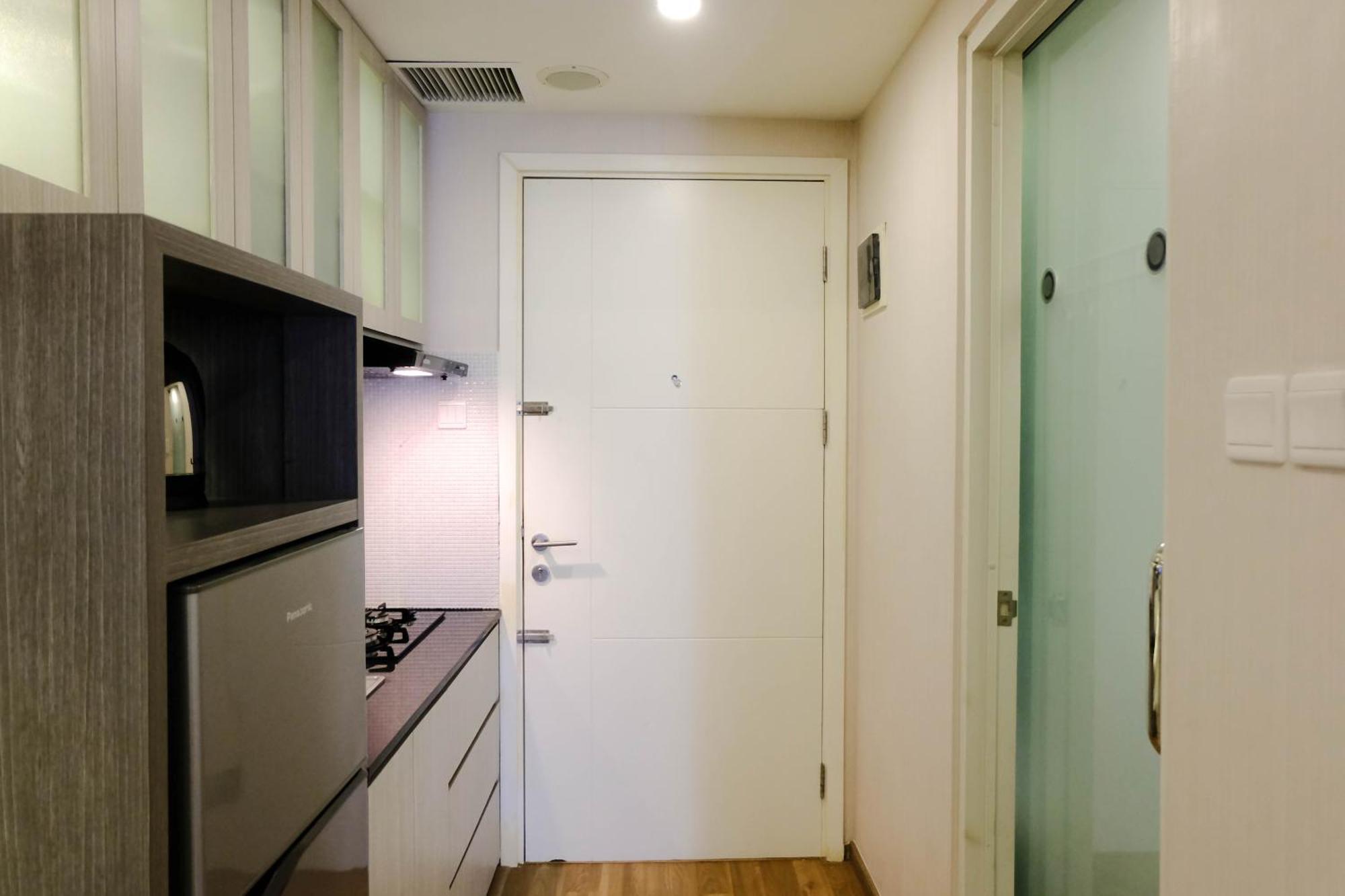 Homey 1br At Parahyangan By Travelio Apartemen Bandung