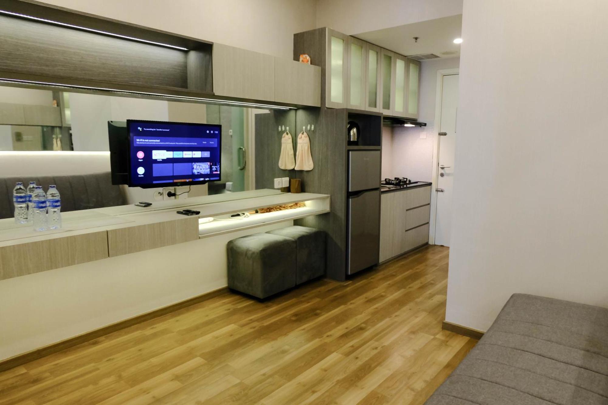 Apartemen Homey 1br At Parahyangan By Travelio Bandung