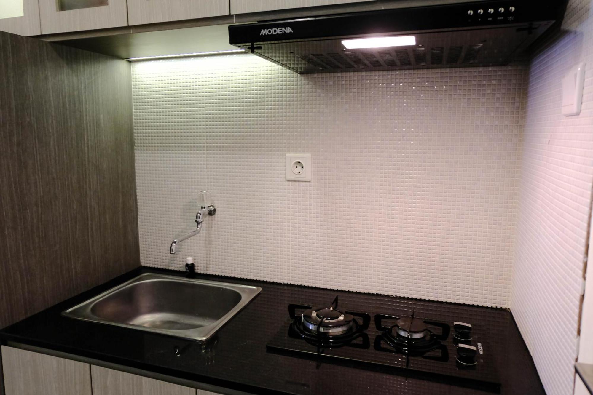 Homey 1br At Parahyangan By Travelio