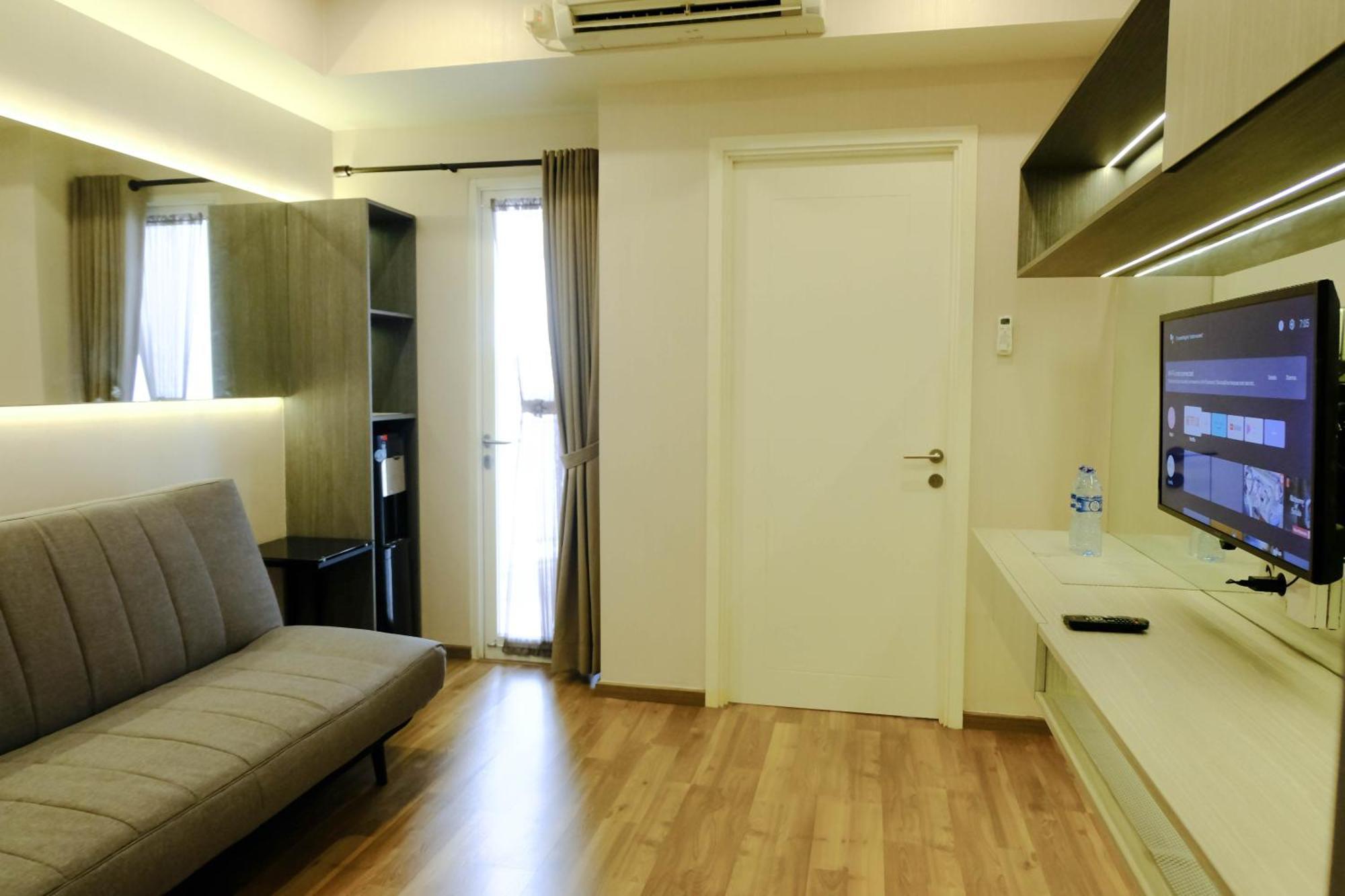 Apartemen Homey 1br At Parahyangan By Travelio Bandung